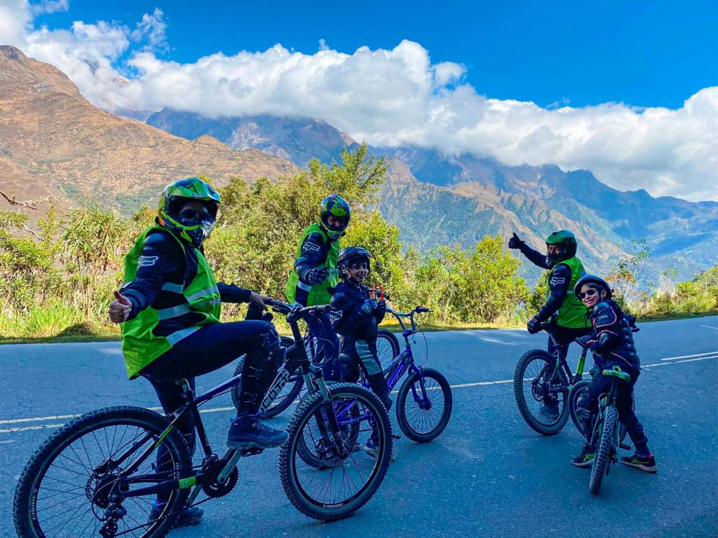Inca Jungle Trek Machu Picchu 3 Days / 2 Nights + Biking+ Rafting+ Zipline – 5