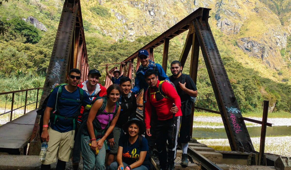 Machu Picchu en Carro 2 Días / 1 Noche