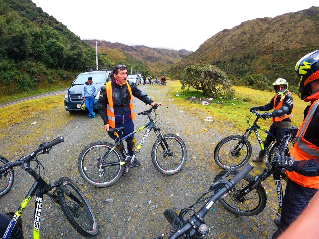 Inca Jungle Trek To Machu Picchu 4 Days / 3 Nights + Biking+Rafting+Zipline – 17