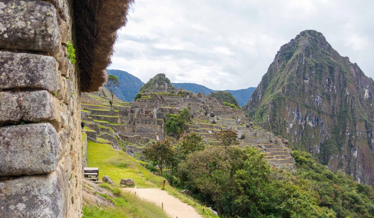 Cusco City Tour-Montaña de Colores-Valle Sagrado-Machu Picchu 5 Días / 4 Noches
