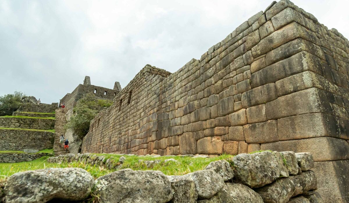 Cusco City Tour-Montaña de Colores-Valle Sagrado-Machu Picchu 5 Días / 4 Noches