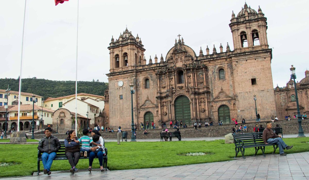 Lima-Cusco-Urubamba- Camino inca corto – Machu Picchu-Lago Titicaca 10 Días / 9 Noches