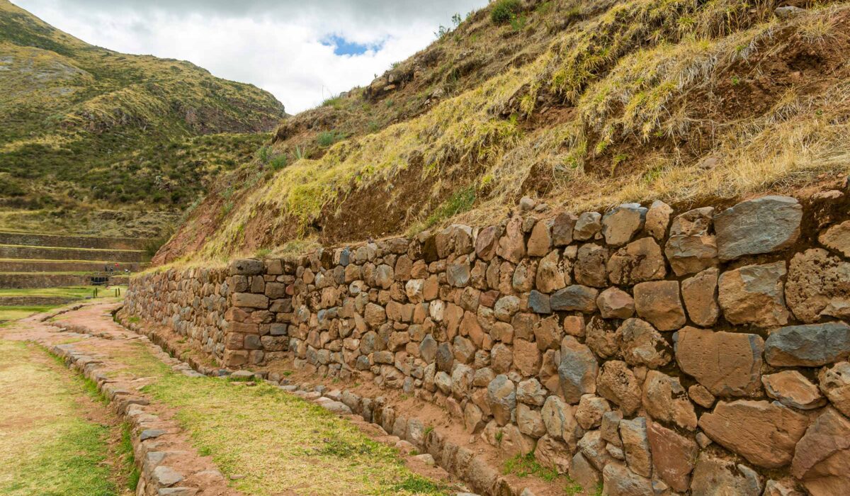 Tour Valle Sur del Cusco – Medio Día
