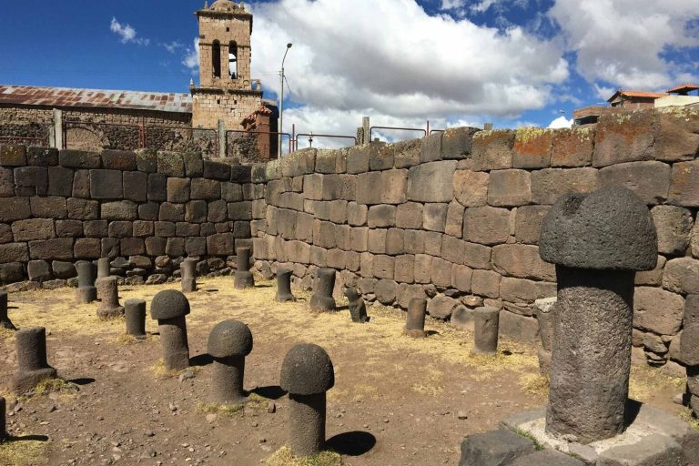 Templo de la Fertilidad, Chucuito Puno – Medio Dia