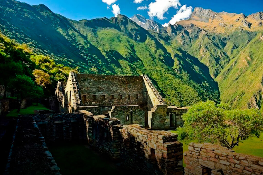 Choquequirao Trekking 4 Days / 3 Nights – 7