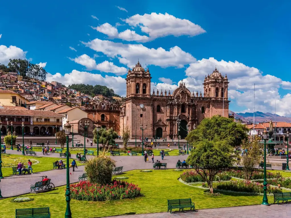 Lima-Puerto Maldonado-Cusco-Camino Inca a Machu Picchu-Lago Titicaca 13D / 12N